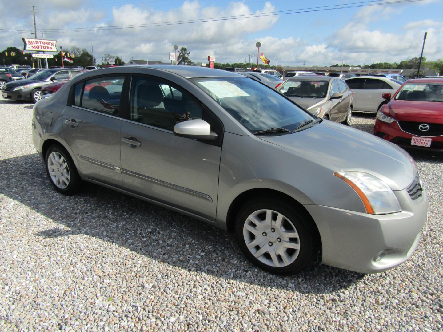 2012 Silver /Gray Nissan Sentra 2.0 (3N1AB6AP9CL) with an 2.0L L4 DOHC 16V engine, Automatic transmission, located at 15016 S Hwy 231, Midland City, AL, 36350, (334) 983-3001, 31.306210, -85.495277 - Photo#0